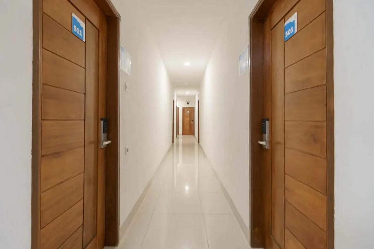 Reddoorz Plus @ Cemara Asri Medan Zewnętrze zdjęcie